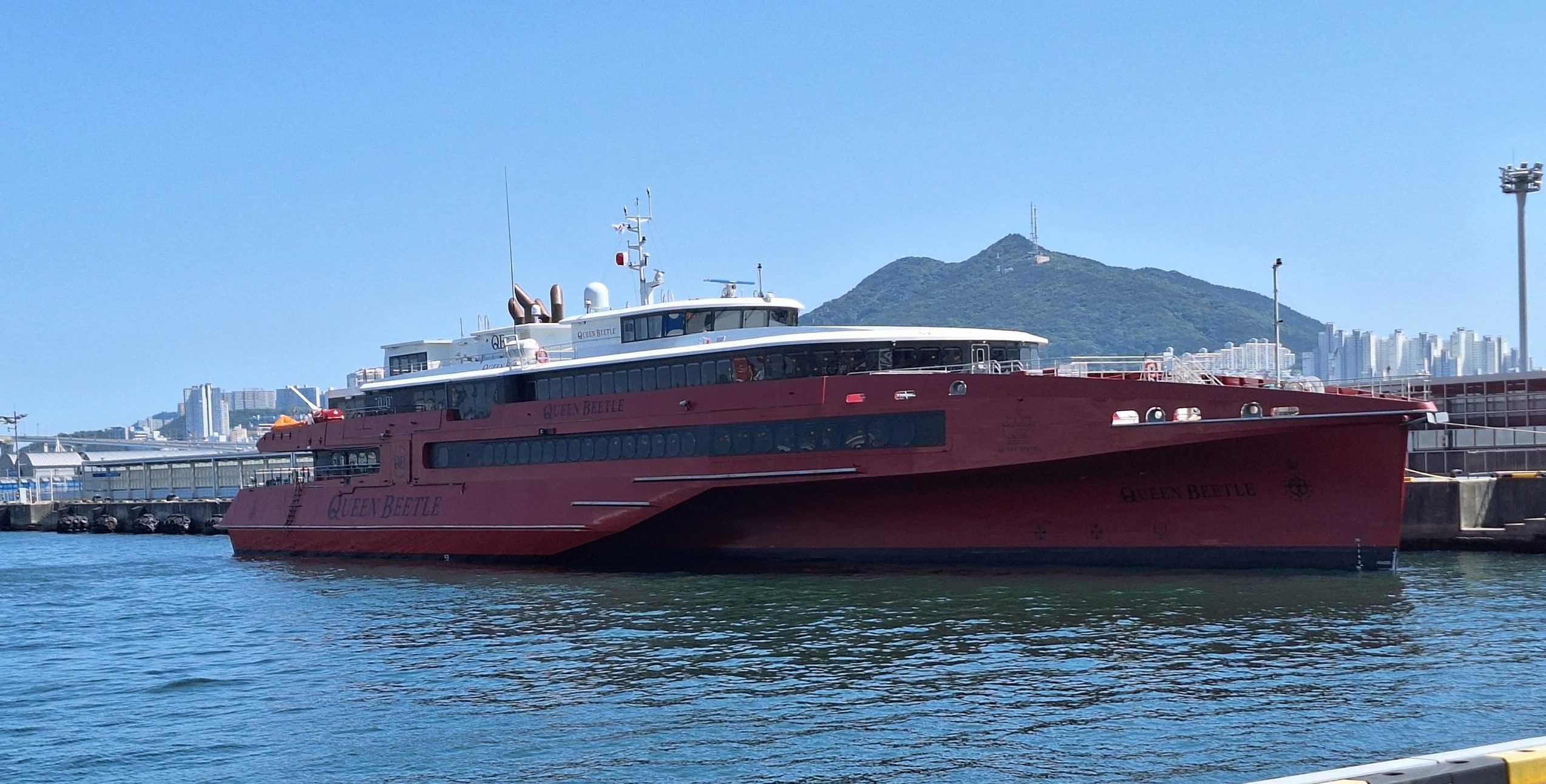 JR Queen Beetle zijaanzicht van de jet